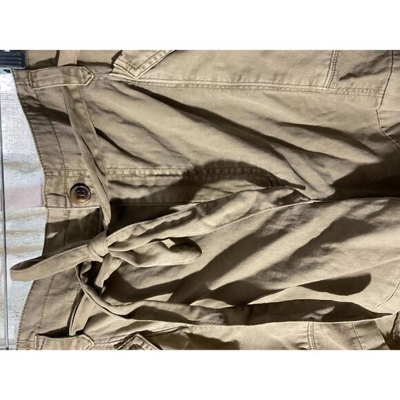 Old Navy Green  High Waisted Khaki shorts Size 2X NWT - Picture 5 of 9